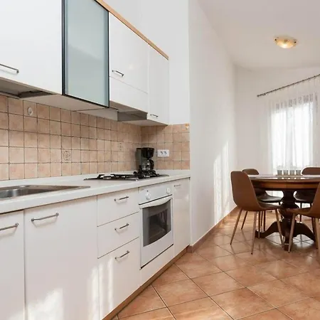 Marea 3 Mit Pool Und Meerblick Apartment *