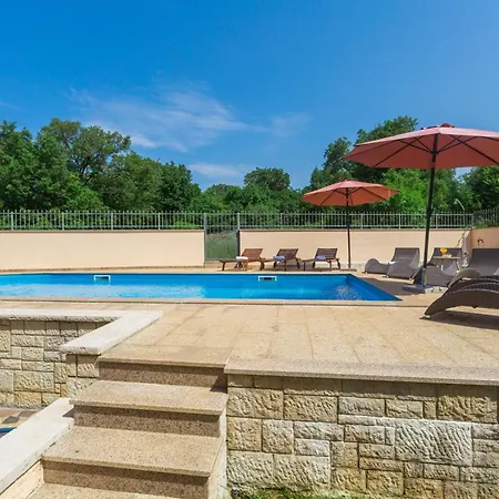 Marea 3 Mit Pool Und Meerblick Apartment Porec